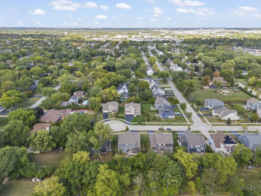 1240 West Thomas Road Wheaton IL 60187