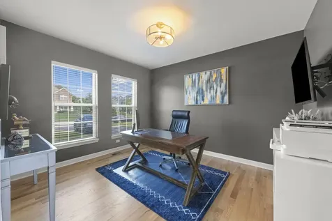 1240 West Thomas Road Wheaton IL 60187