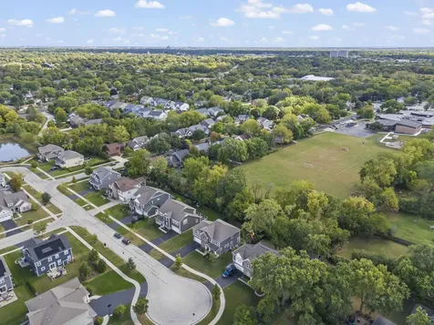 1240 West Thomas Road Wheaton IL 60187