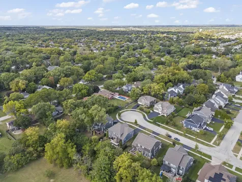 1240 West Thomas Road Wheaton IL 60187