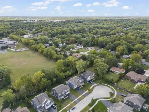 1240 West Thomas Road Wheaton IL 60187