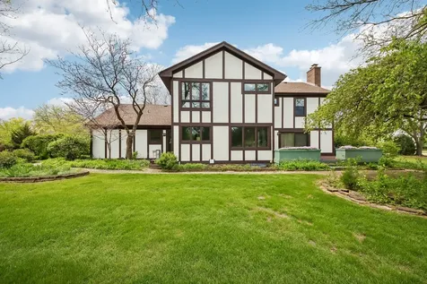 1152 Terre Drive Libertyville IL 60048