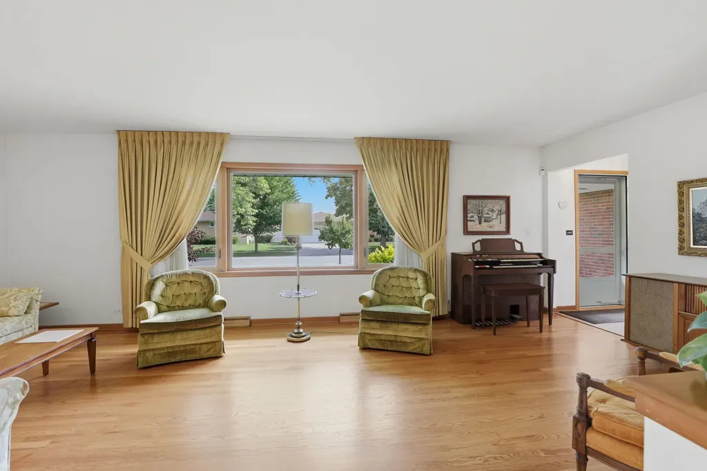 1443 Crain Street Park Ridge IL 60068