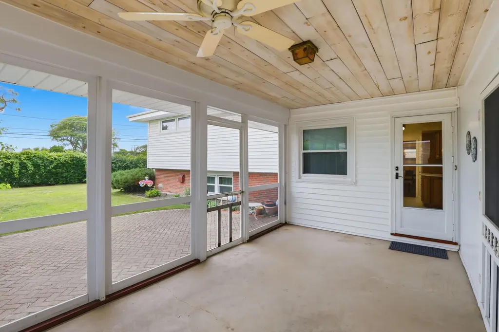 1443 Crain Street Park Ridge IL 60068