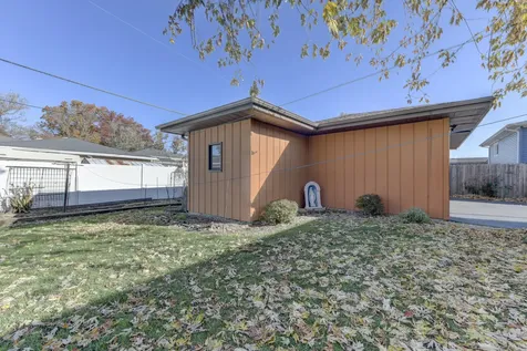 181 West 28th Street South Chicago Heights IL 60411
