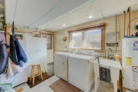 181 West 28th Street South Chicago Heights IL 60411