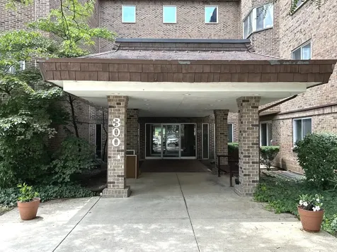 300 Roselle Road Schaumburg IL 60193