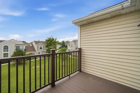 434 Le Parc Circle Buffalo Grove IL 60089