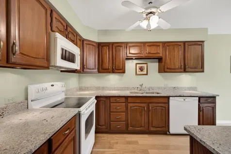 1393 West Shire Circle Inverness IL 60067