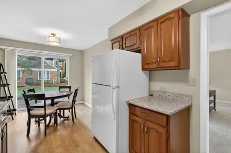 1393 West Shire Circle Inverness IL 60067