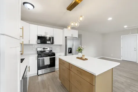 5610 West 88th Street Oak Lawn IL 60453