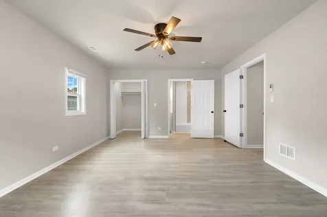 5610 West 88th Street Oak Lawn IL 60453