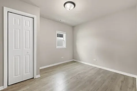 5610 West 88th Street Oak Lawn IL 60453