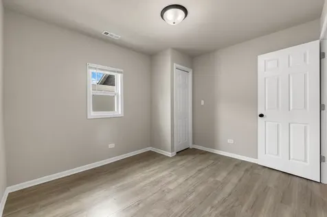 5610 West 88th Street Oak Lawn IL 60453