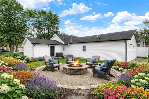 5610 West 88th Street Oak Lawn IL 60453