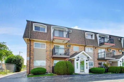 10428 Ridgeland Avenue Chicago Ridge IL 60415