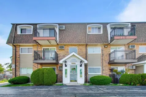 10428 Ridgeland Avenue Chicago Ridge IL 60415
