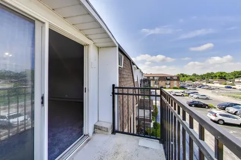 10428 Ridgeland Avenue Chicago Ridge IL 60415
