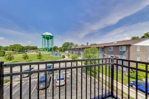 10428 Ridgeland Avenue Chicago Ridge IL 60415