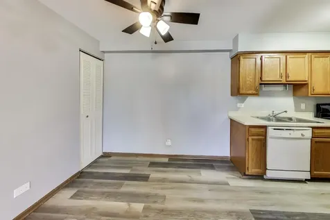 10428 Ridgeland Avenue Chicago Ridge IL 60415