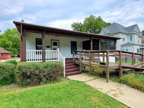 211 South Bloomington Street Streator IL 61364