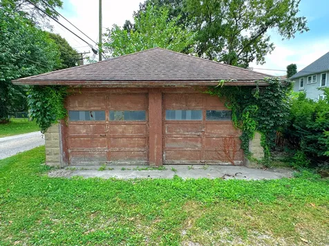 211 South Bloomington Street Streator IL 61364
