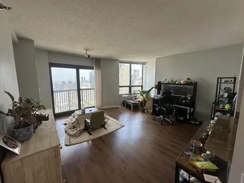 400 North La Salle Drive Chicago IL 60654
