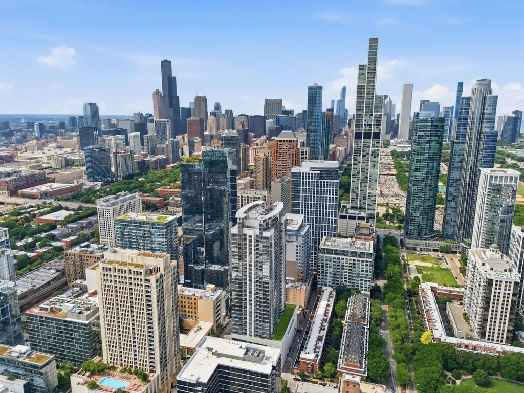 100 East 14th Street Chicago IL 60605
