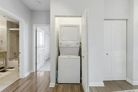 100 East 14th Street Chicago IL 60605