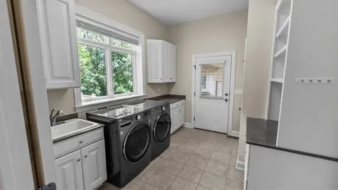 79 South Wynstone Drive North Barrington IL 60010