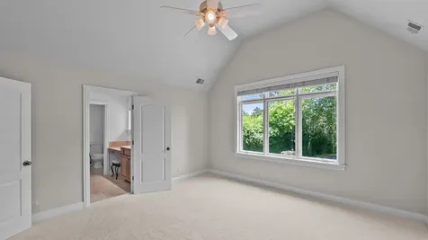 79 South Wynstone Drive North Barrington IL 60010