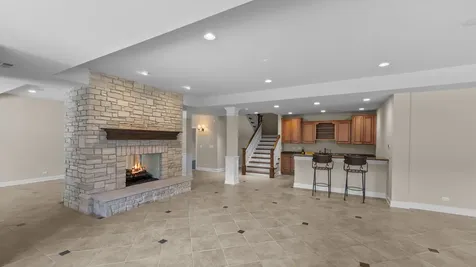 79 South Wynstone Drive North Barrington IL 60010