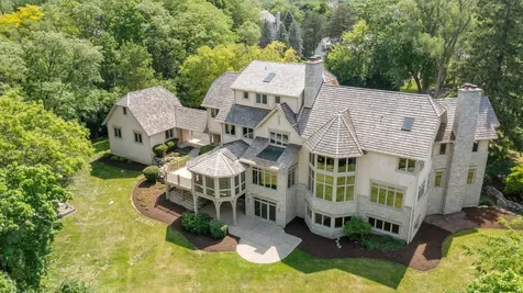 79 South Wynstone Drive North Barrington IL 60010