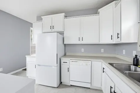 9300 West 79th Street Justice IL 60458