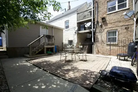 1252 North Greenview Avenue Chicago IL 60642