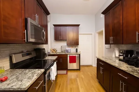 1252 North Greenview Avenue Chicago IL 60642