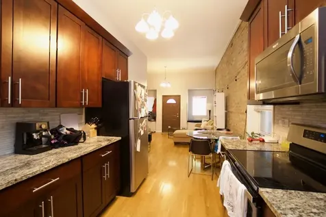 1252 North Greenview Avenue Chicago IL 60642
