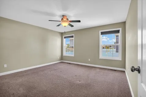 1618 Hunters Ridge Court Mahomet IL 61853