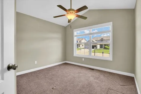 1618 Hunters Ridge Court Mahomet IL 61853