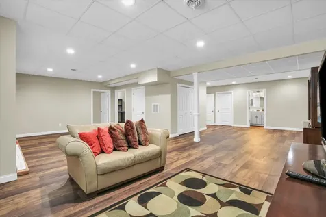 1618 Hunters Ridge Court Mahomet IL 61853