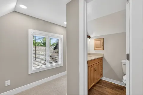 524/600 East Van Buren Street Ottawa IL 61350