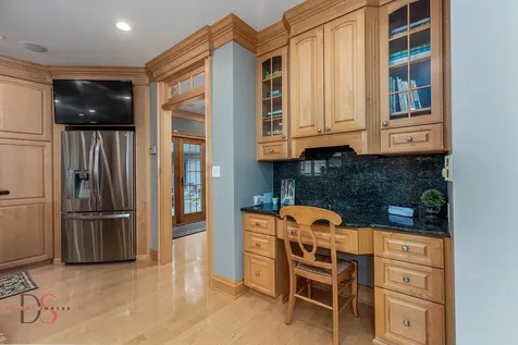 524/600 East Van Buren Street Ottawa IL 61350