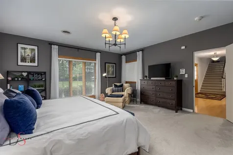 524/600 East Van Buren Street Ottawa IL 61350