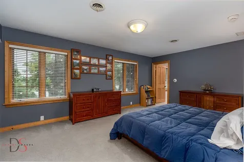 524/600 East Van Buren Street Ottawa IL 61350