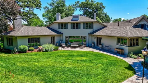524/600 East Van Buren Street Ottawa IL 61350