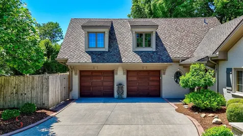 524/600 East Van Buren Street Ottawa IL 61350