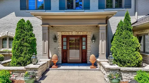 524/600 East Van Buren Street Ottawa IL 61350