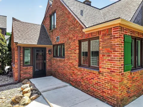 524/600 East Van Buren Street Ottawa IL 61350