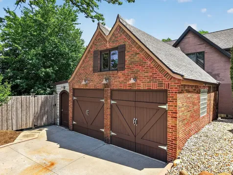 524/600 East Van Buren Street Ottawa IL 61350