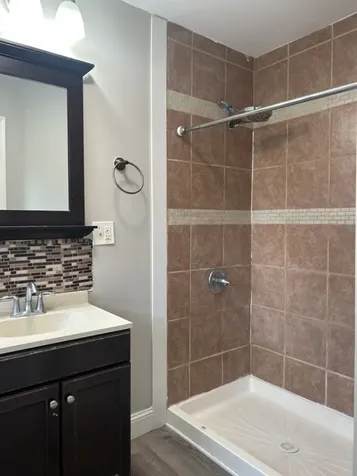529 East 166th Place South Holland IL 60473